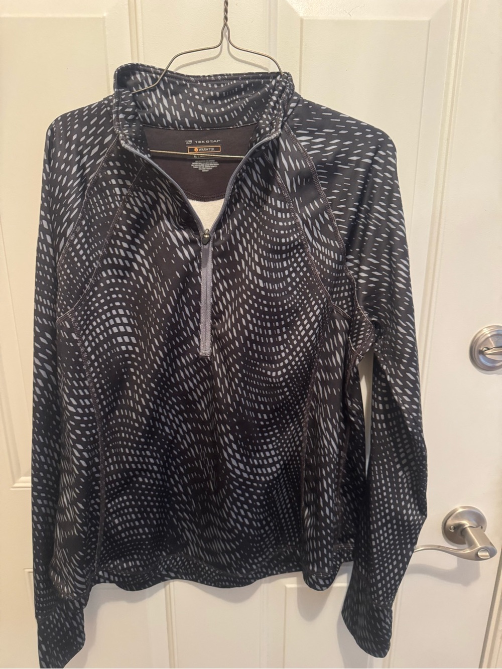 tek gear Black and Gray Men's Half-Zip Performance Pullover